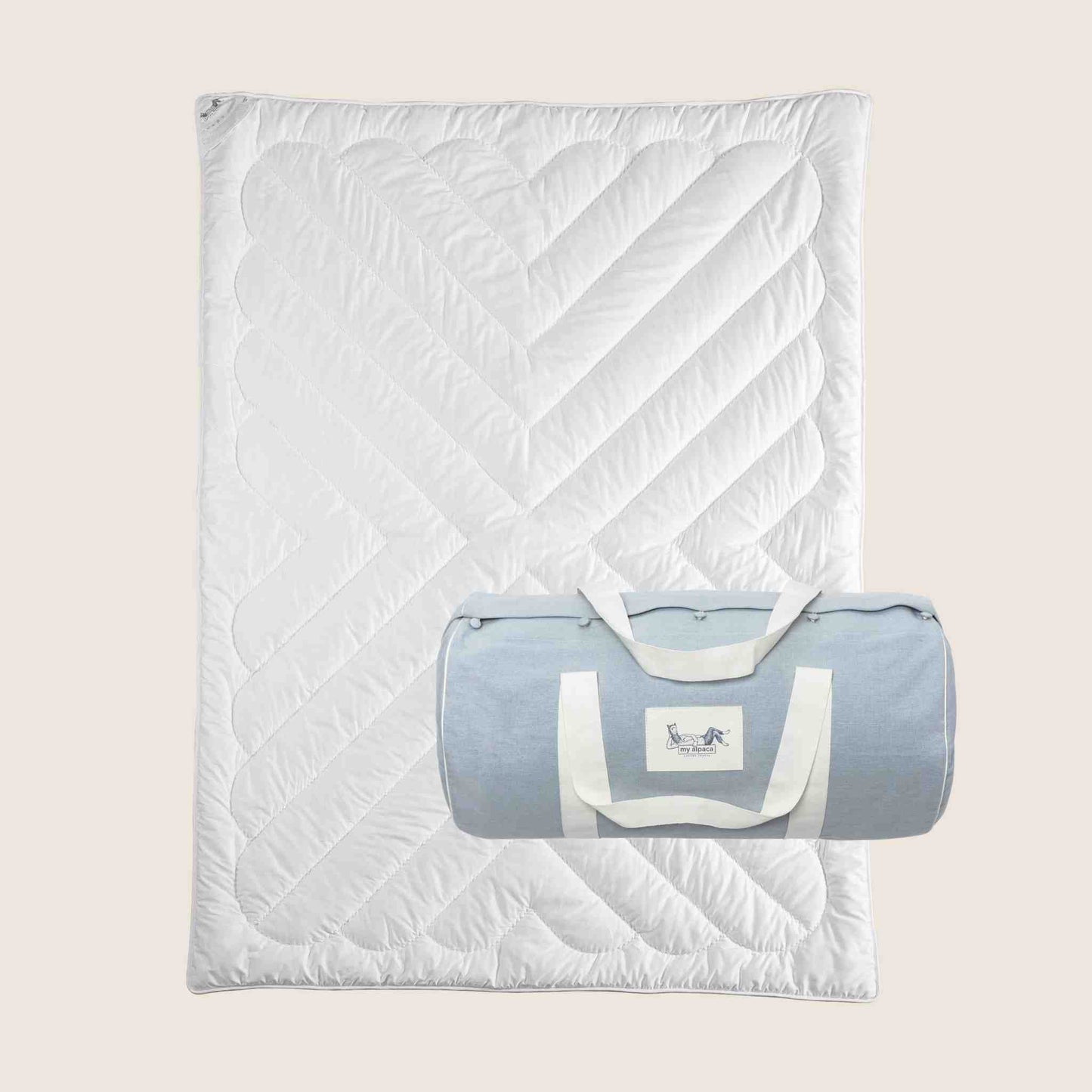 Single ÉTAUDORÉ summer alpaca duvet with a bag