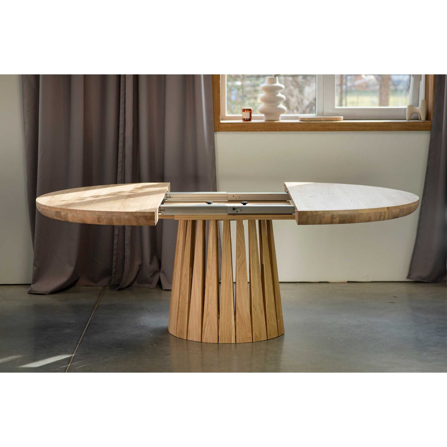ÉTAUDORÉ Rigi Extendable Solid Oak Table with a Multi-Faceted Base - Extension Feature