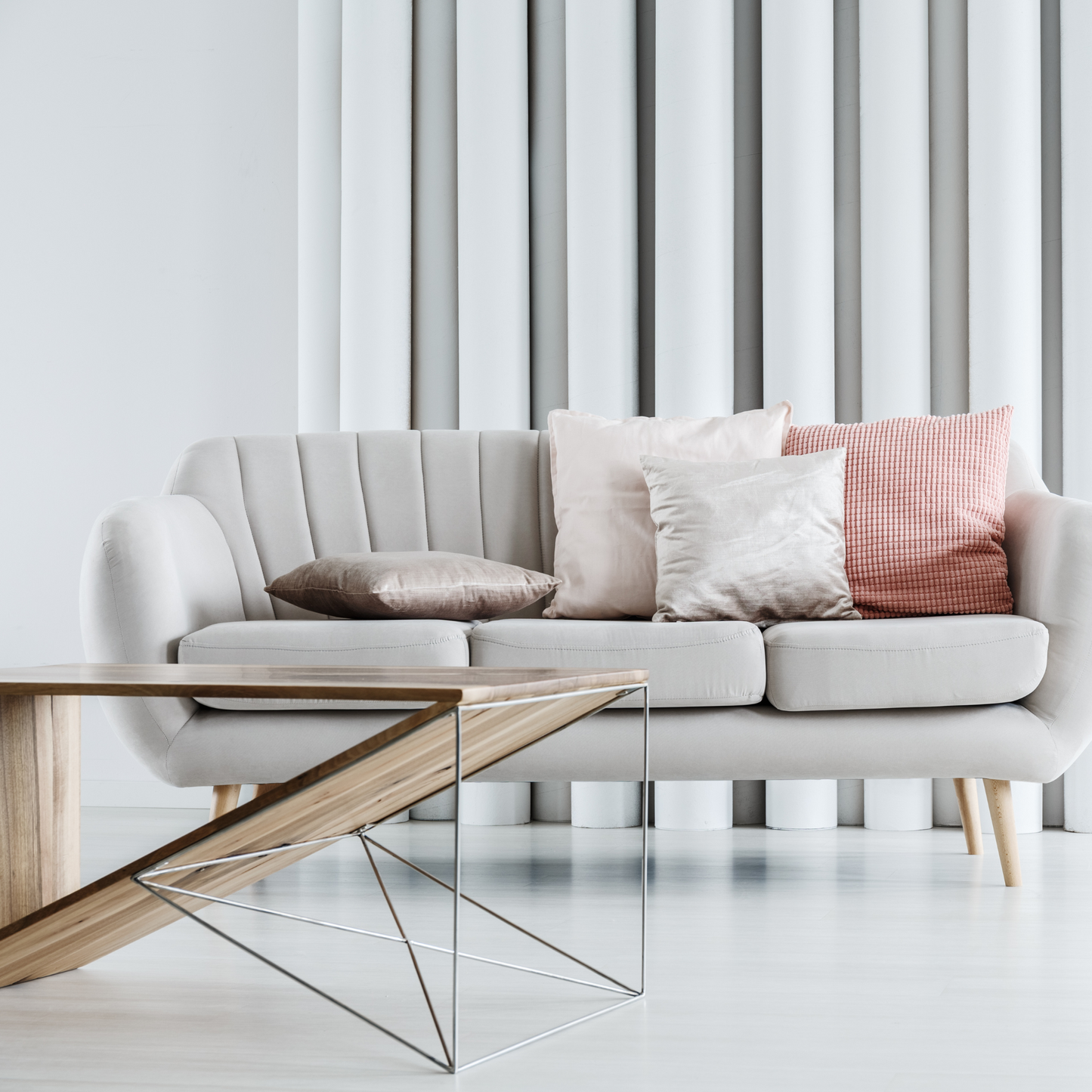Vélan Couchtisch