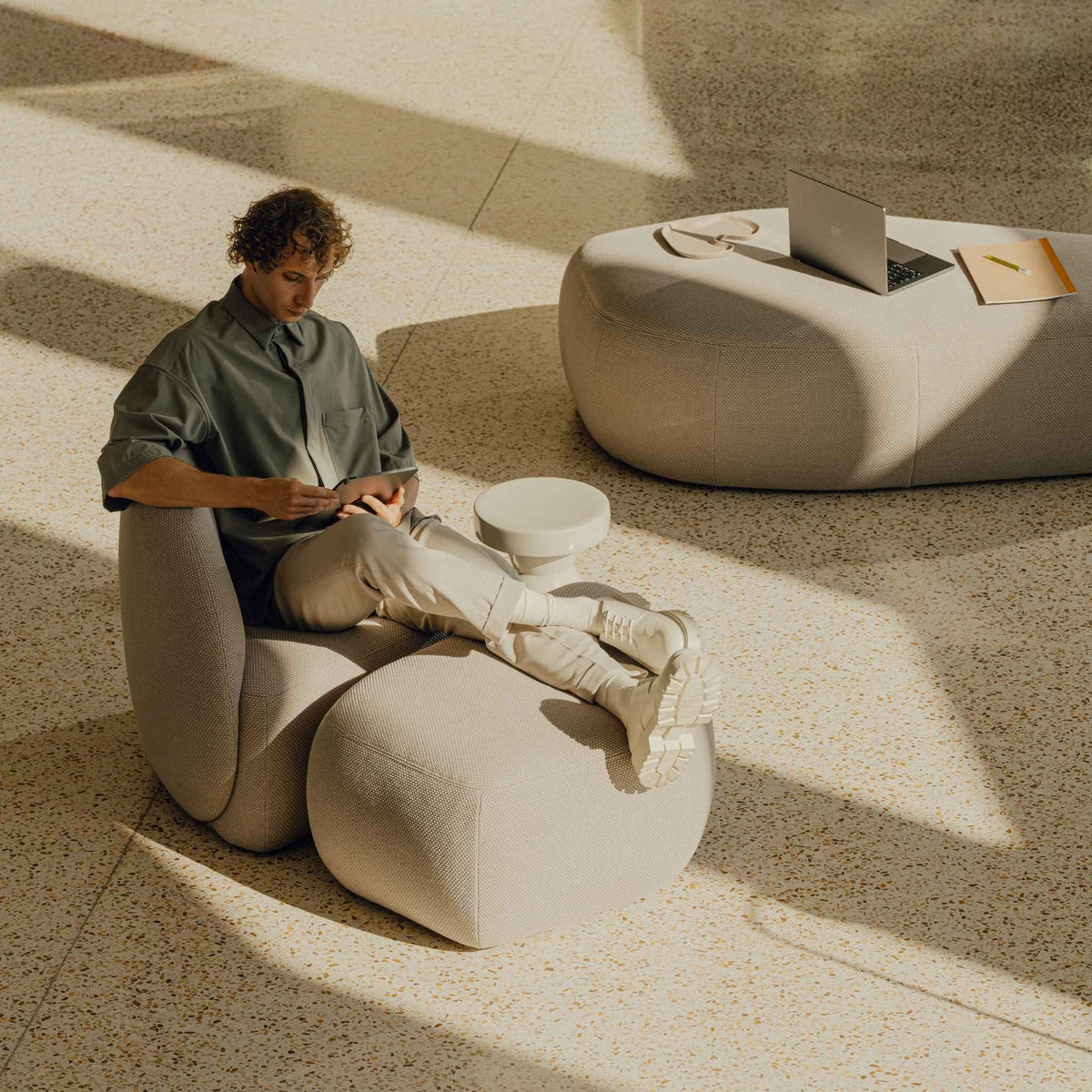 ÉTAUDORÉ Organic Modular Seating