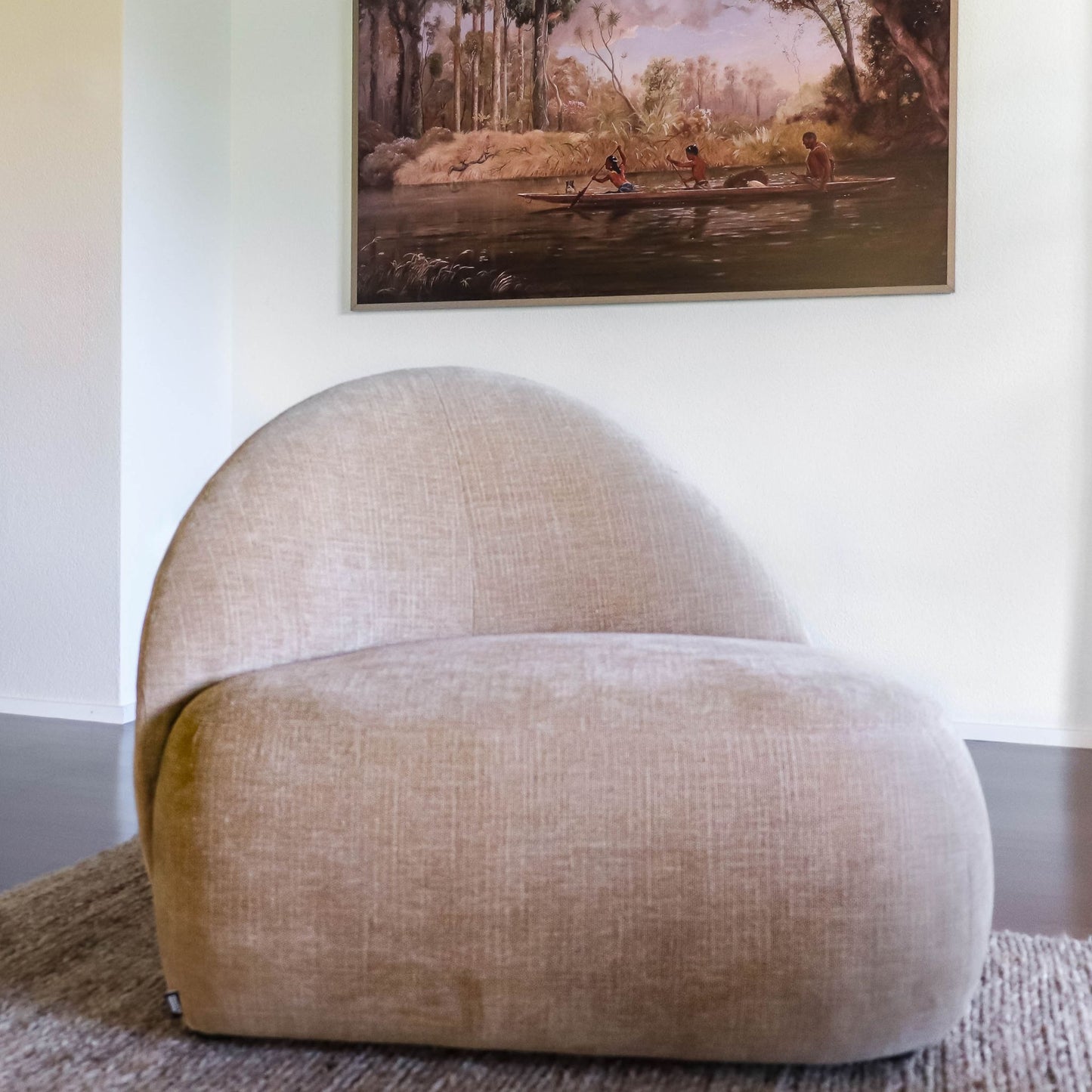 Organic Sofa S in the ÉTAUDORÉ showroom in Thalwil