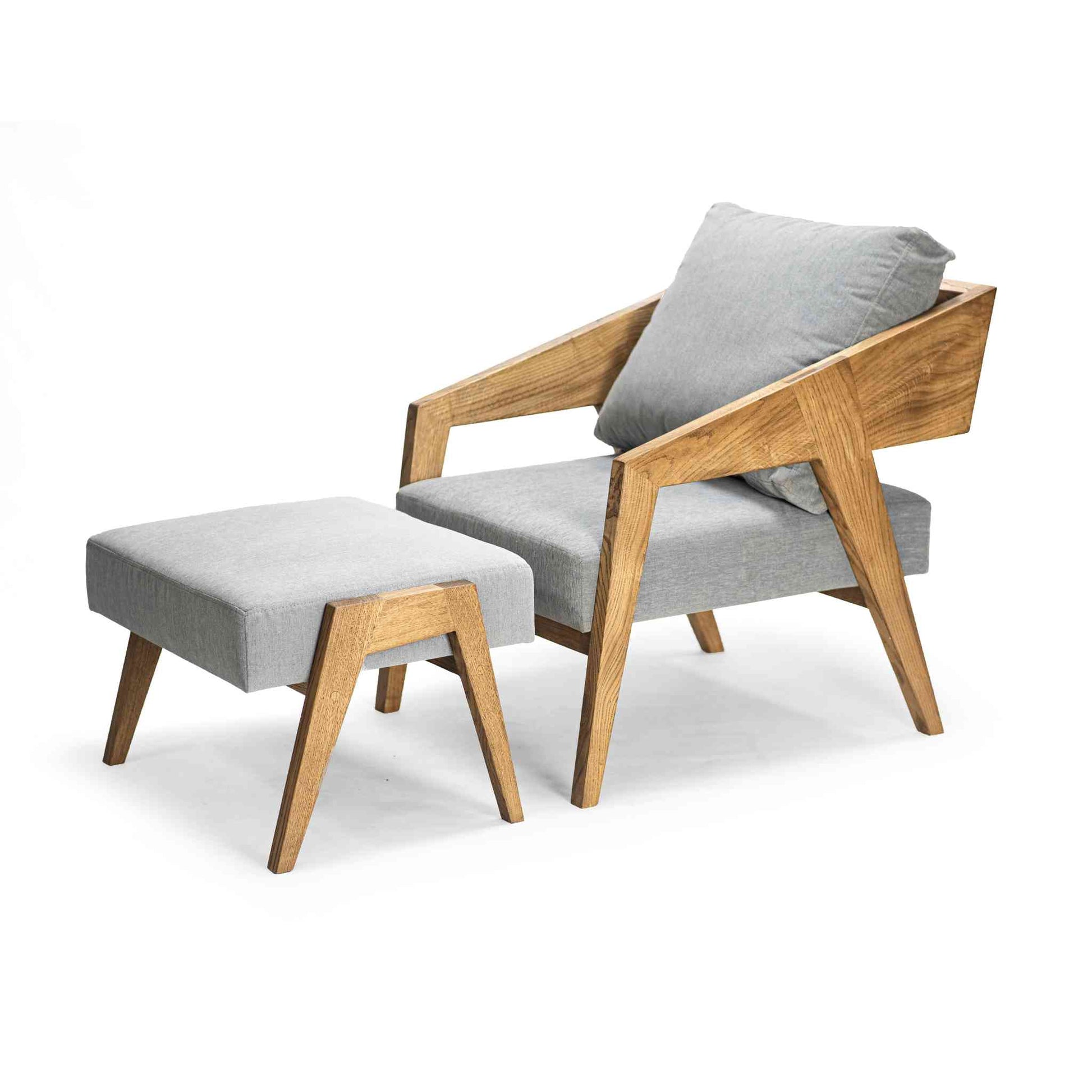 ÉTAUDORÉ Parsenn Armchair and Footrest in solid oak wood with high quality light ash gray color upholstery